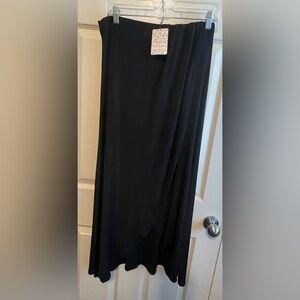 Free People Maxi Flowy Boho Black Skirt Size Medium. NWT.